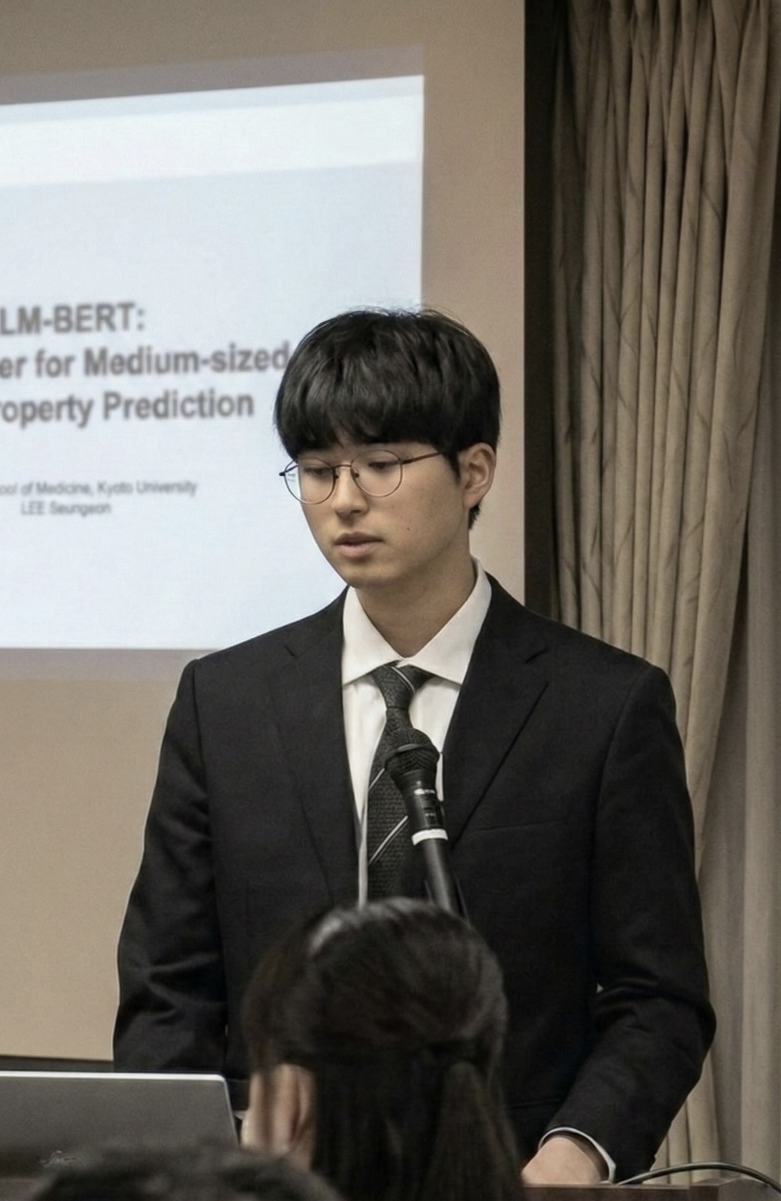 HELM-BERT: A Transformer for Medium-sized Peptide Property Prediction